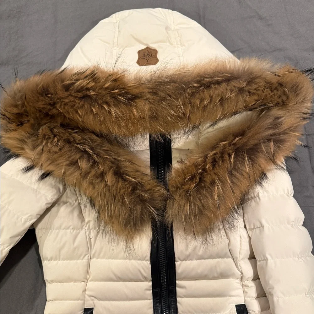 Mackage Coat - Picture 4 of 15